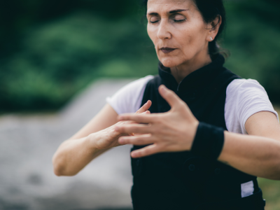 Qi-gong et danse m&eacute;ditative - NOUVEAUT&Eacute; - EN PR&Eacute;SENTIEL